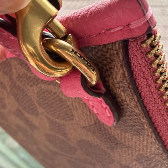 Coach Signature Canvas Wristlet Pouch Brown & Pink Leather Trim - Picture 7 of 10